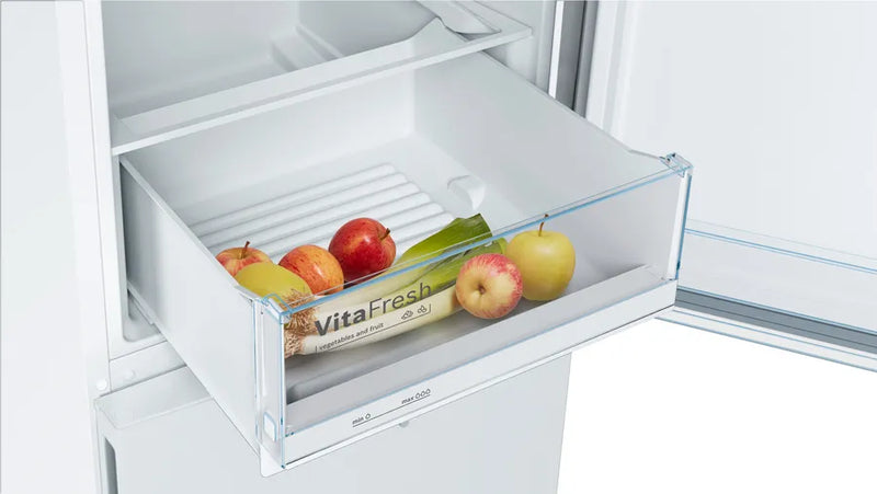 Bosch Series 4 KGV39VWEAG, Free-standing fridge-freezer with freezer at bottom (Discontinued)