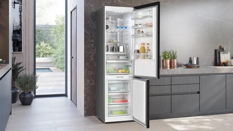 Siemens iQ 500 KG39NEXBF, free-standing fridge-freezer with freezer at bottom (Discontinued)