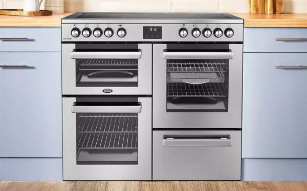 2 Ovens plus separate grill with 199L total capacity