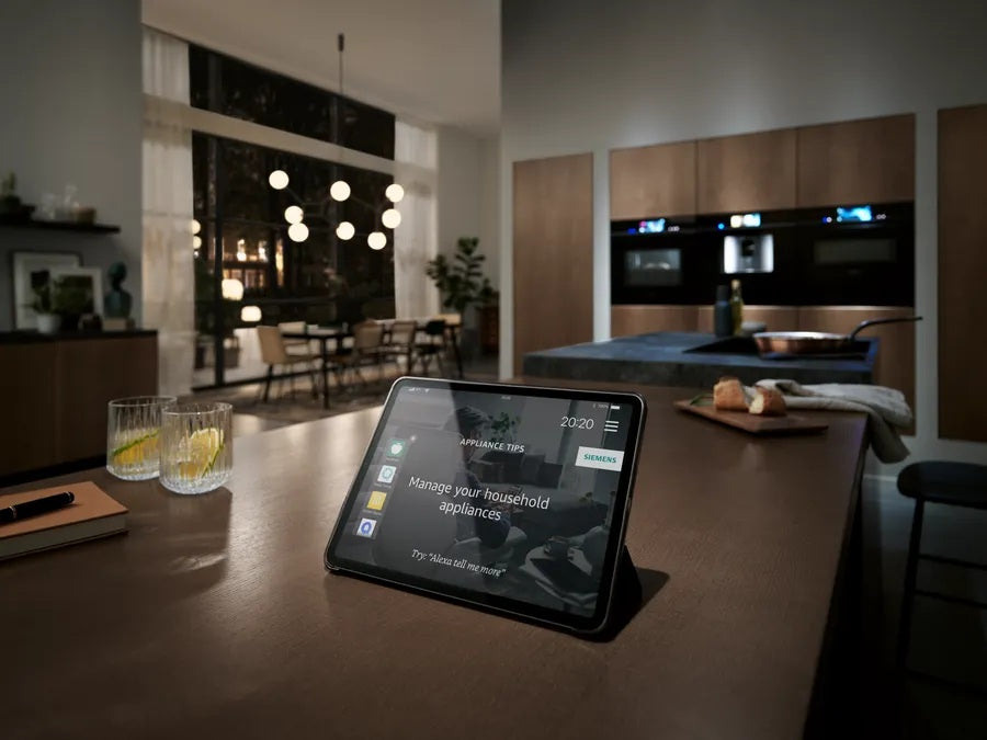 Home Connect with remote control: discover the full potential of your smart oven.