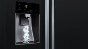 Bosch KAD93ABEP, Freestanding American side by side fridge freezer