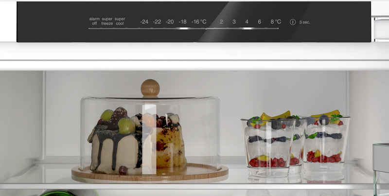 Siemens Iq300 KI96NVFD0G Fully Integrated 70/30 Fridge Freezer Frost Free with Fixed Hinge - D Rated