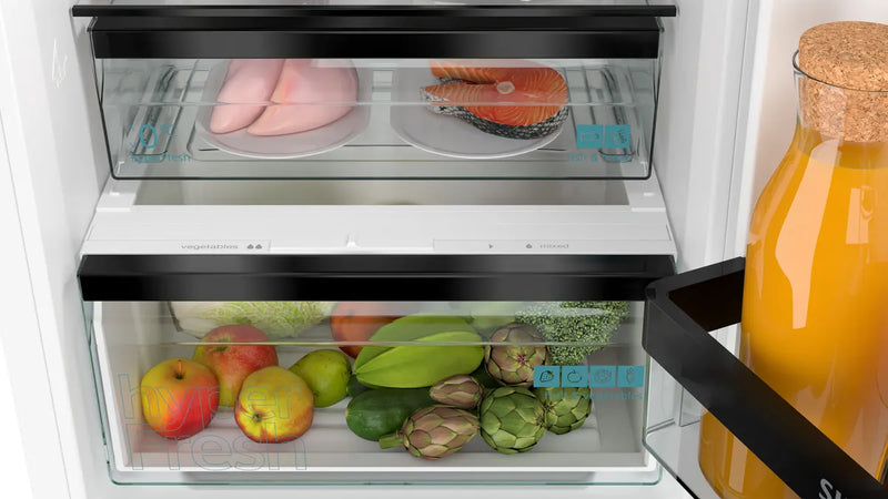 Siemens KI86NSDD0, Built-in fridge-freezer with freezer at bottom (Discontinued)