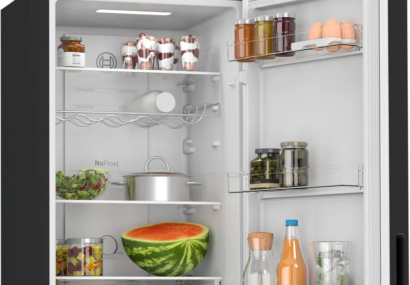 Bosch Series 2 KGN27NBEAG, Free-standing fridge-freezer with freezer at bottom