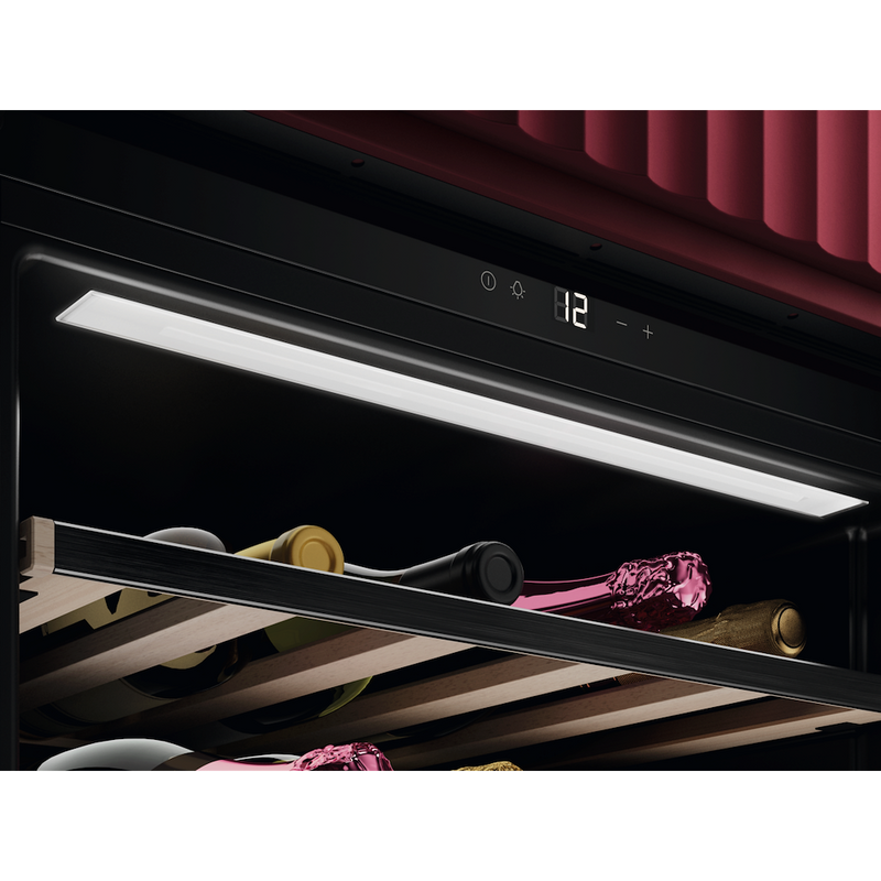 AEG NKW8P21KAB 45cm Built-In Wine Cellar