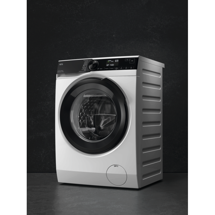 AEG LFSR7484U4B 7000 Series 8kg Washing Machine