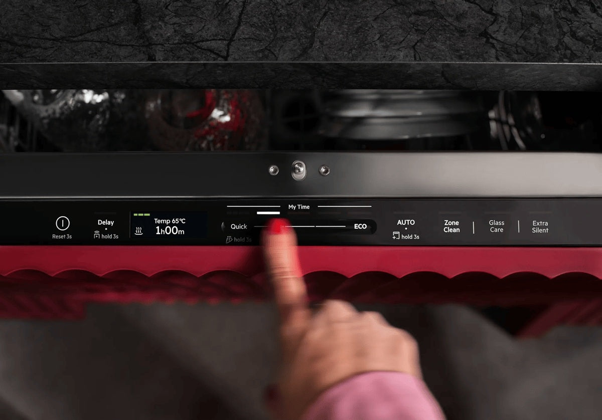 Control time and energy use. On the display or in the app
