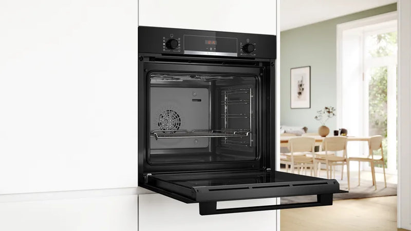 Bosch Series 4 HQA534BB3B, Built-in oven with added steam function
