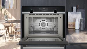 Siemens CM585AGS1B, Built-in microwave oven with hot air