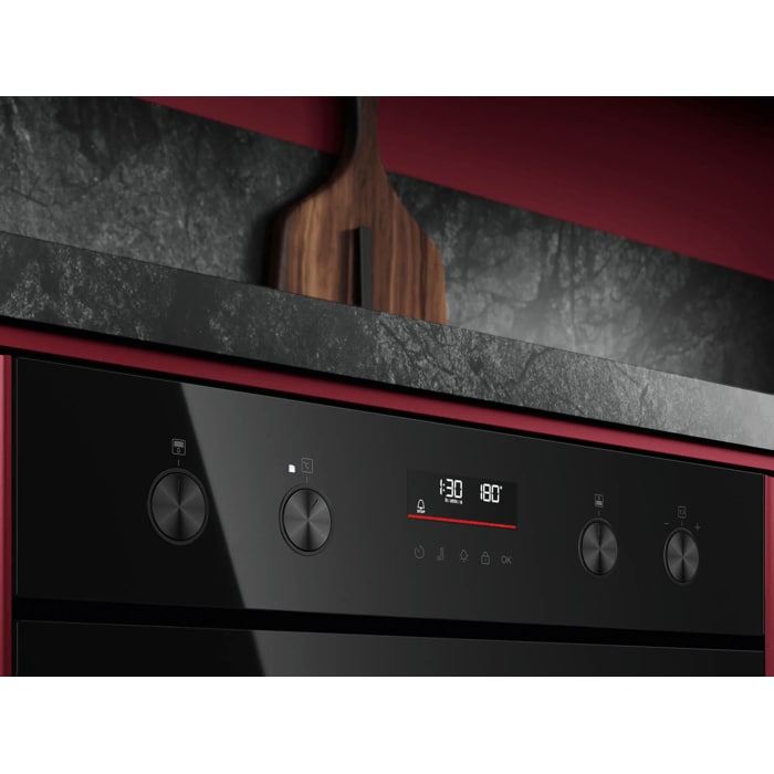 AEG OU5CU40K 6000 SurroundCook Catalytic Built-under Oven