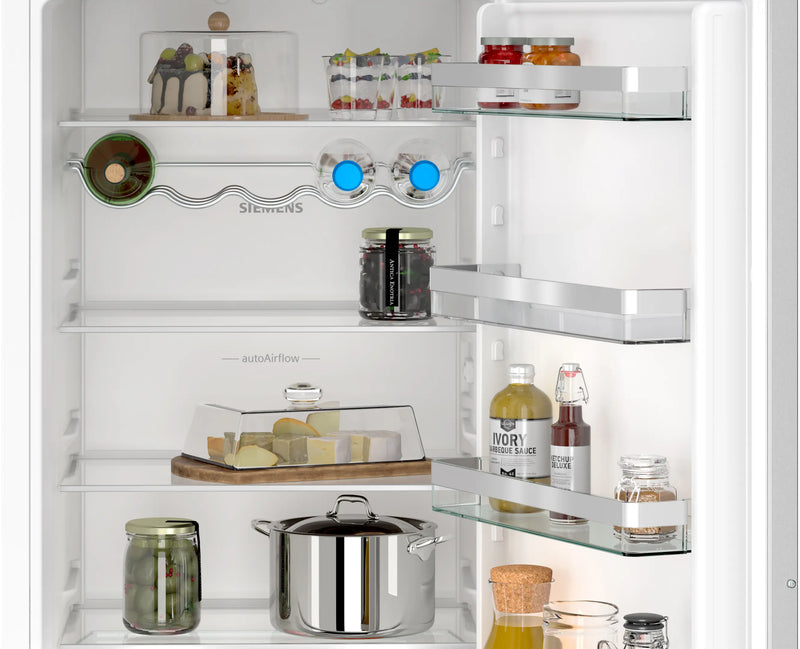 Siemens Iq300 KI96NVFD0G Fully Integrated 70/30 Fridge Freezer Frost Free with Fixed Hinge - D Rated