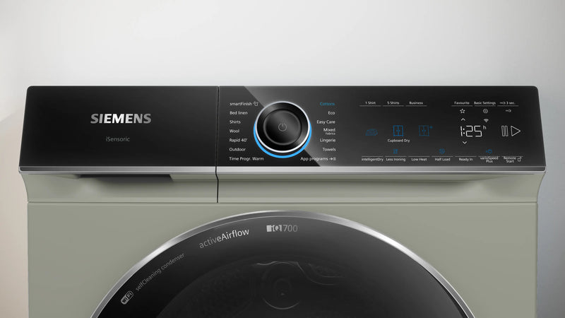 Siemens iQ 700 WR47B2CSGB, Heat pump tumble dryer