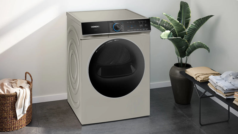 Siemens iQ 700 WR47B2CSGB, Heat pump tumble dryer