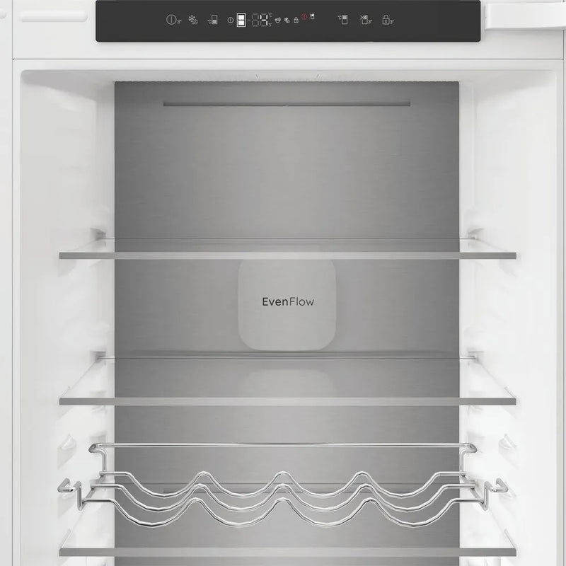 Hotpoint HPK25293B5UK 270L Integrated 70/30 Dual No Frost Fridge Freezer with VitalCare