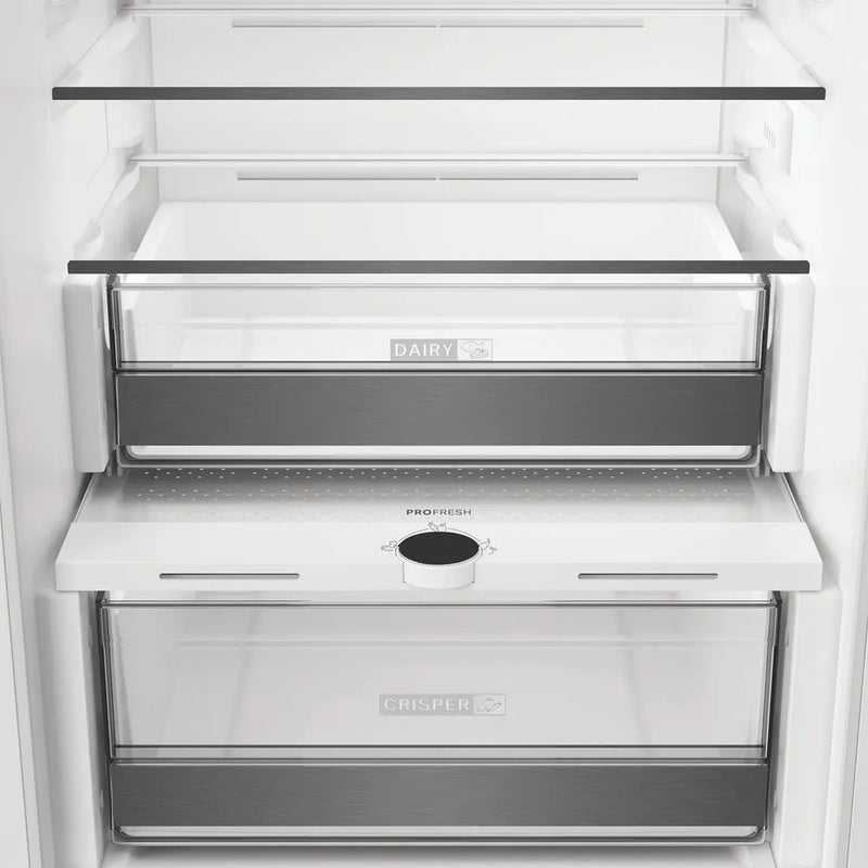Hotpoint HPK25292B4UK 270L Integrated 70/30 Dual No Frost Fridge Freezer with VitalCare