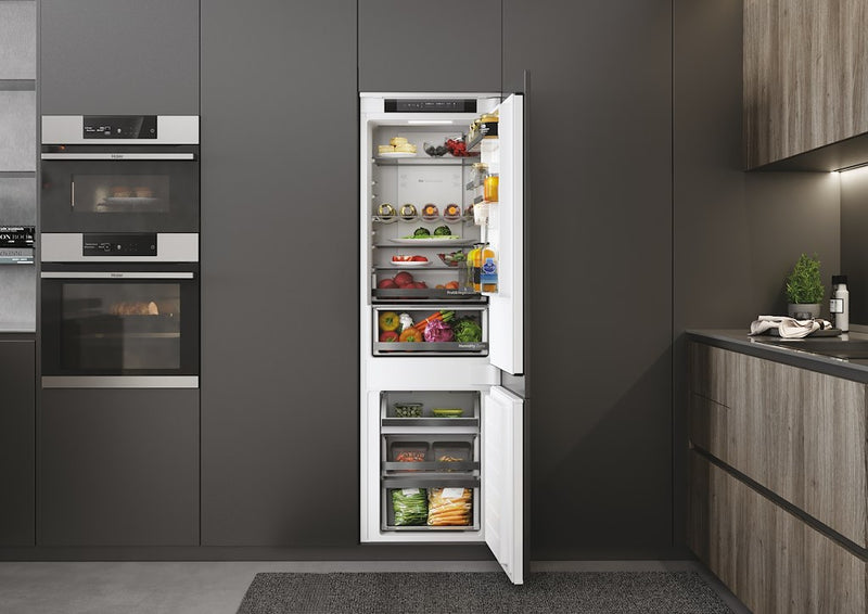 Haier HBW5518DK-1 Integrated 70/30 Fridge Freezer - White - D Rated (Discontinued)