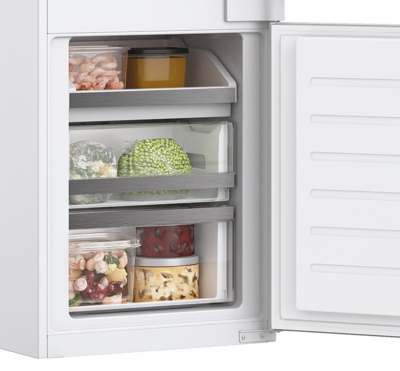 Hoover HOBT5518DWK-1 Integrated 70/30 Fridge Freezer - White - E Rated (Discontinued)