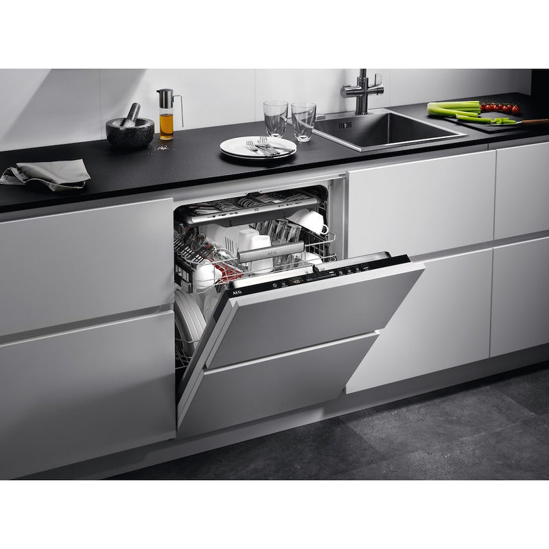 AEG FSE84708P 8000 SprayZone Fully Integrated Dishwasher with AirDry Technology + 15 Place Settings (Discontinued)
