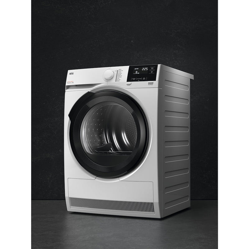 AEG TR718L2B 7000 Series, 8kg Heat Pump Tumble Dryer