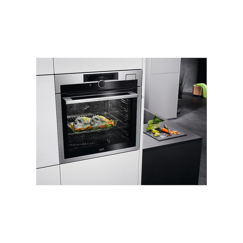 AEG BSE998330M 9000 SteamPro Built-In Single Oven (Discontinued)