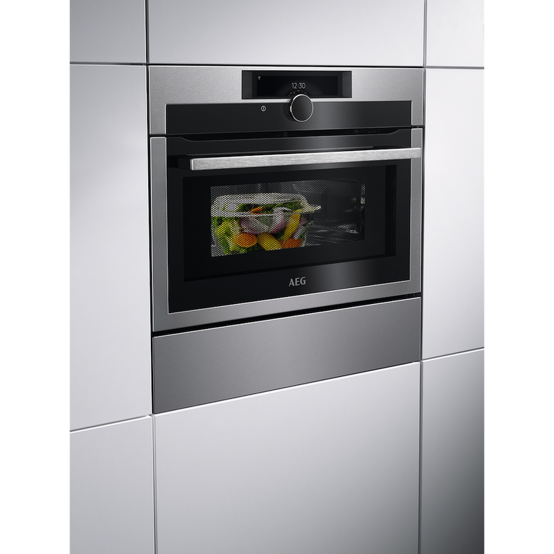 AEG KME968000M 8000 CombiQuick Integrated Combi Microwave and Oven (Discontinued)