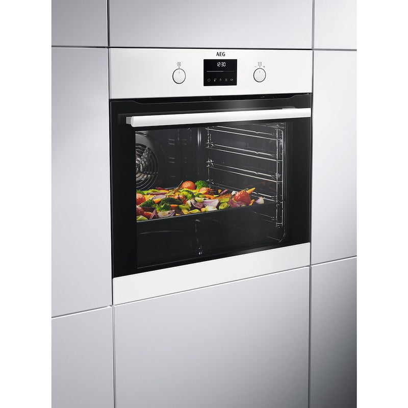 AEG BEB335061W 6000 SurroundCook Built-In Single Oven (Discontinued)