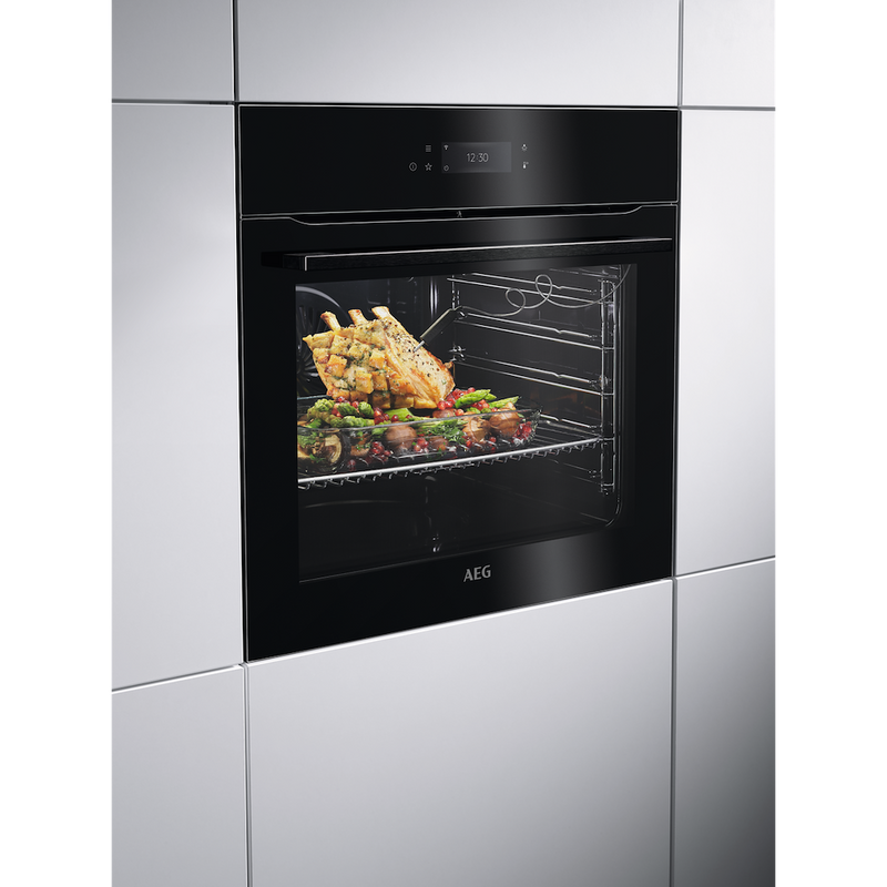 AEG BPK748380B 8000 AssistedCooking Built-In Single Oven (Discontinued)