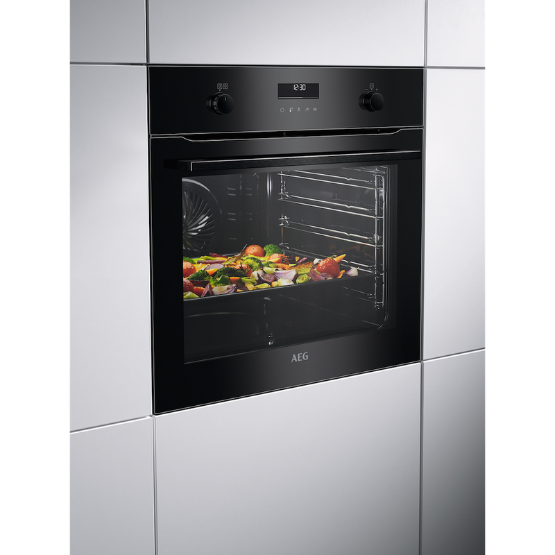 AEG BPK556260B 6000 SteamBake Built-In Single Oven (Discontinued)