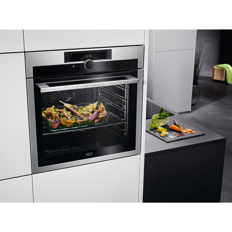 AEG BPE948730M 8000 AssistedCooking Built-In Single Oven (Discontinued)