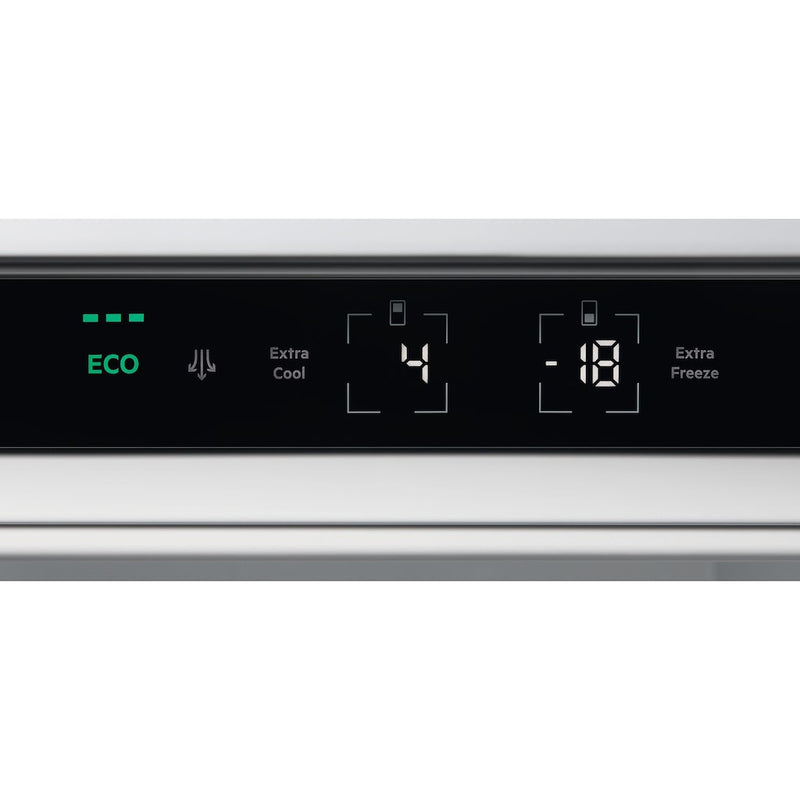 AEG TSC8M181CS 8000 Series Built-In NoFrost Fridge Freezer