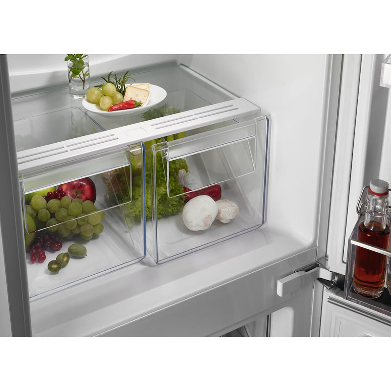 AEG OSC5S181ES 5000 Series Built-In LowFrost Fridge Freezer