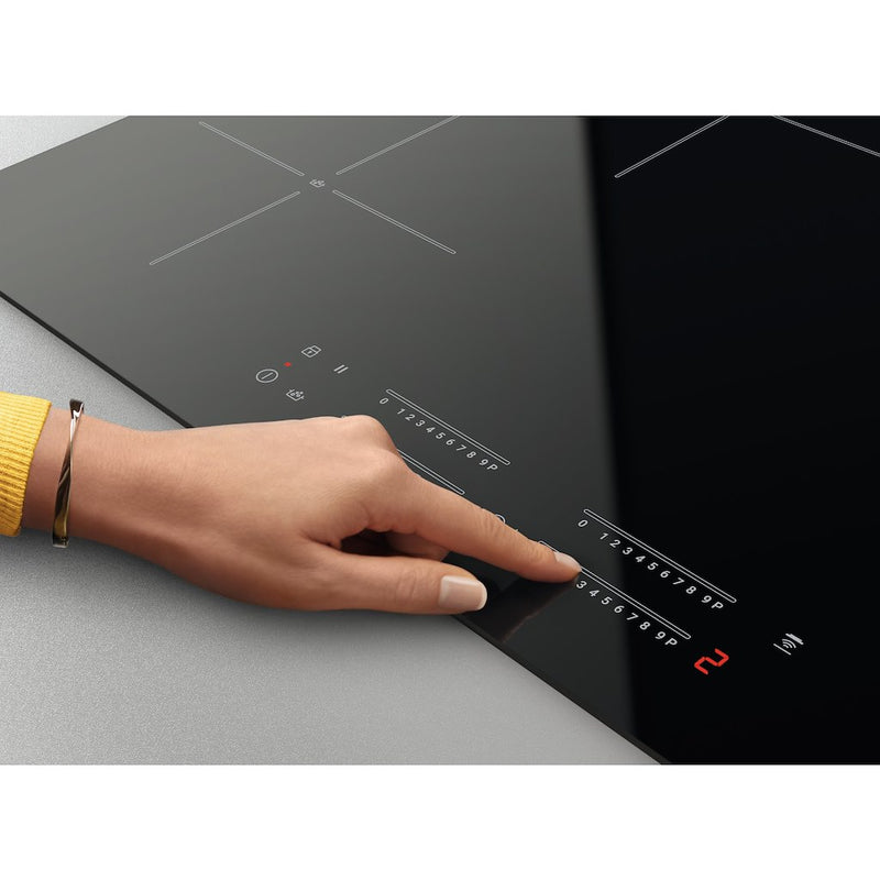 Zanussi ZIAN844K Series 60 BoilAssist Induction Hob with Hob2Hood (Discontinued)