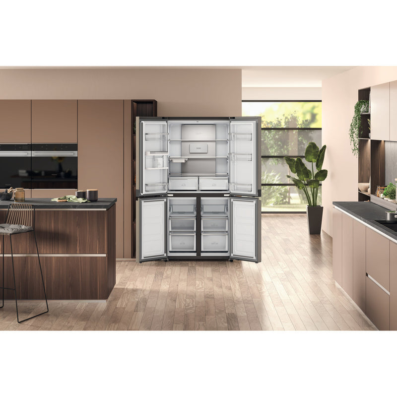 Hotpoint HQ9U2BLG Side By Side American Fridge Freezer (Discontinued)