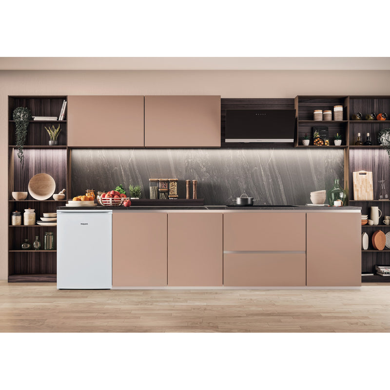 Hotpoint H55RM 1120 W Freestanding Undercounter Fridge (Discontinued)