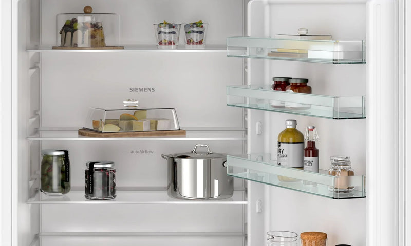 Siemens KB96NNSE0, built-in fridge-freezer with freezer at bottom