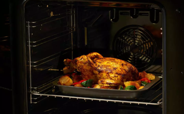 13 Setting multifunction main oven with rapid pre-heat & AirFry