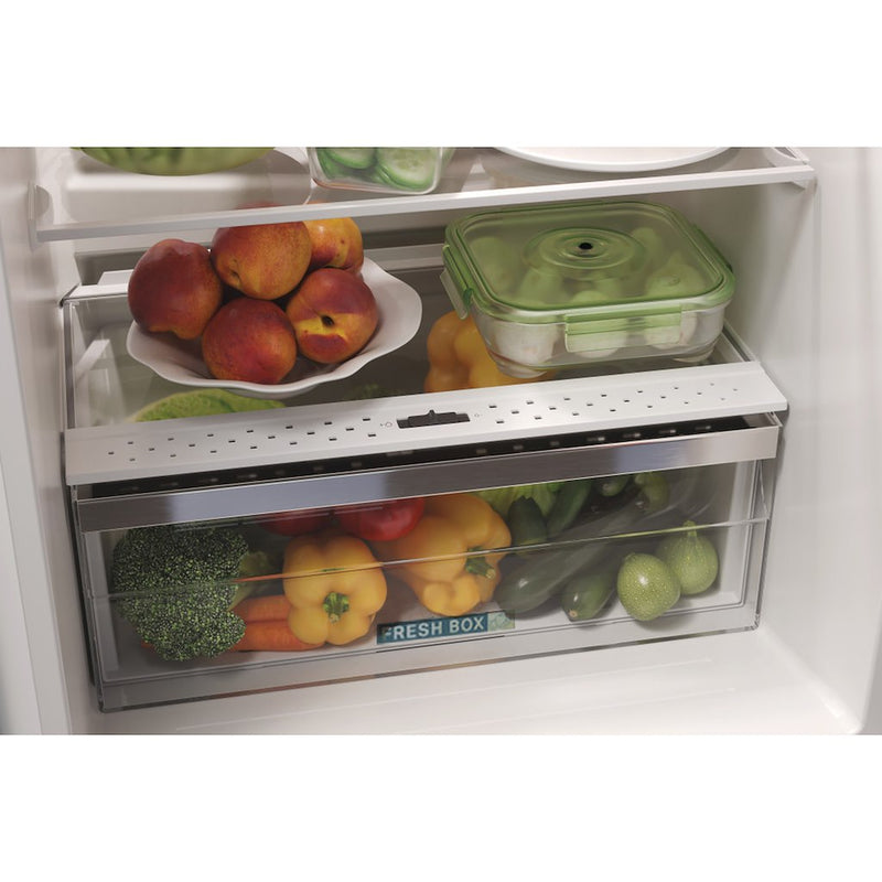 Whirlpool ART 45502 Built-In Fridge Freezer (Discontinued)
