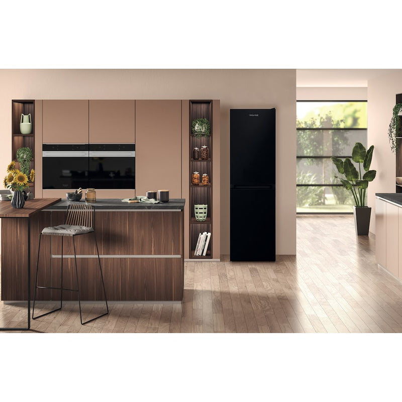 Hotpoint HBNF55182BUK 54cm Frost Free Fridge Freezer - Black (Discontinued)