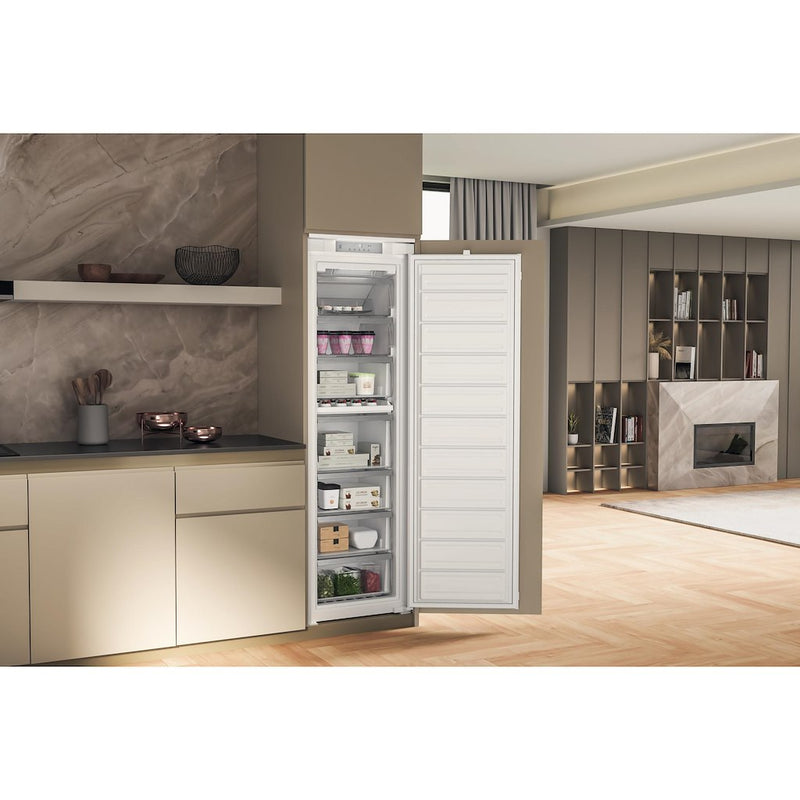 Whirlpool WHSD18F023C1 Integrated Upright Freezer - White (Discontinued)