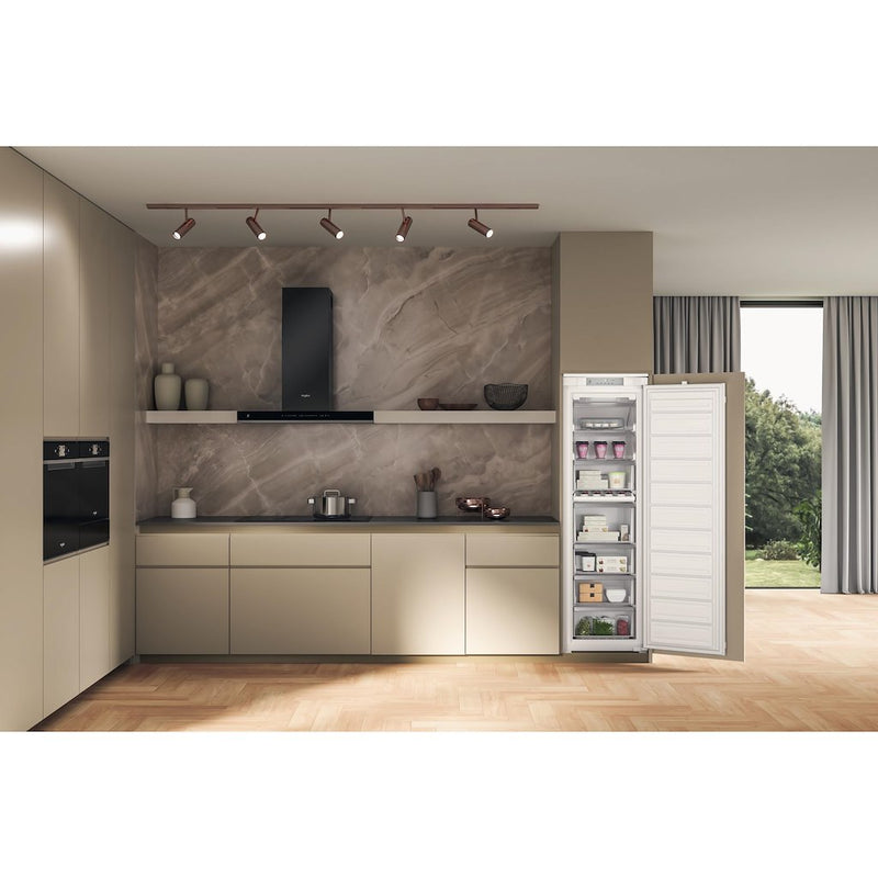 Whirlpool WHSD18F023C1 Integrated Upright Freezer - White (Discontinued)
