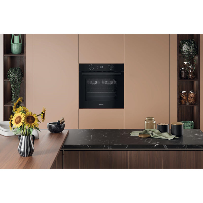 Hotpoint HO455HZBUK Class 2 60cm Built-In Single Multifunction Oven with Multiflow and Easy Grill