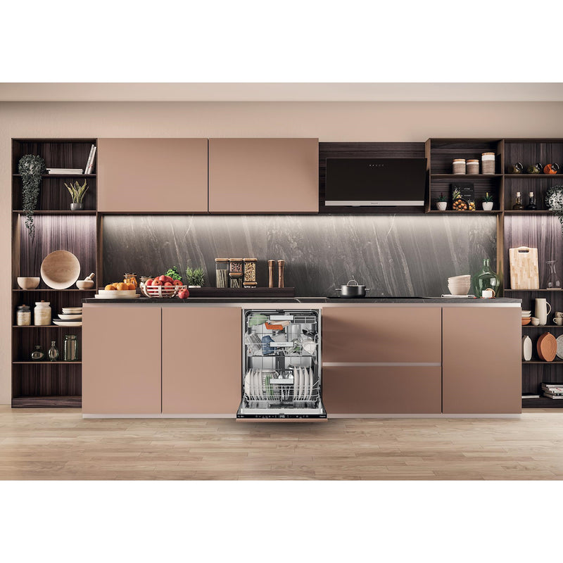 Hotpoint H8IB15M4TSUK 15 Place Setting Hydroforce Integrated Dishwasher with Maxi Space