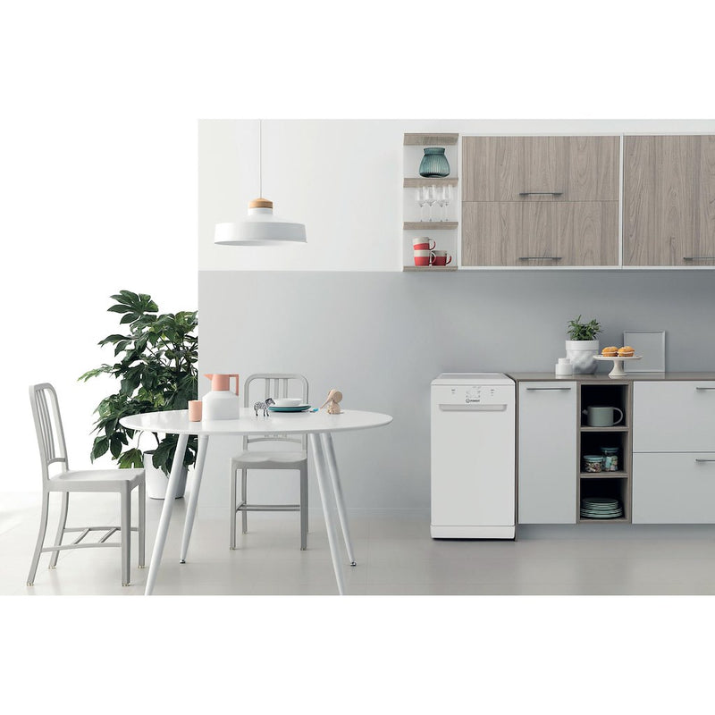 Indesit IN2FE10CS90WUK Freestanding 45cm Slimline Dishwasher with 10 Place Settings - White