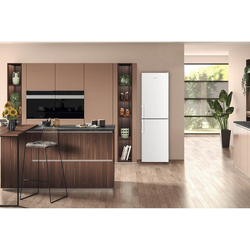 Hotpoint HB55 732 W UK Low Frost Fridge Freezer - White (Discontinued)