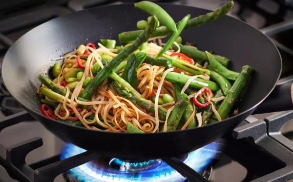 5 Burner gas hob with 4kW PowerWok