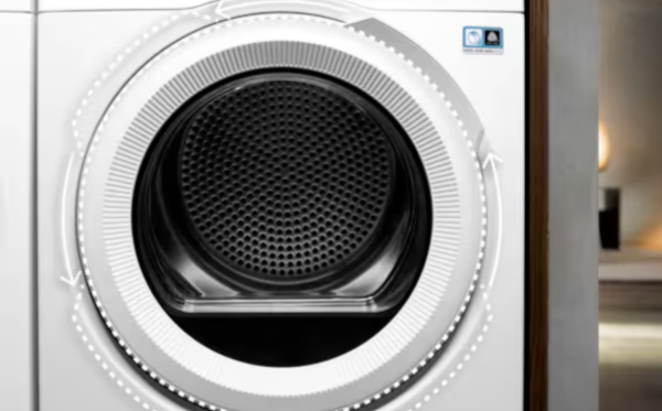 The Full Reversible Door Offers Four Practical Handle Options