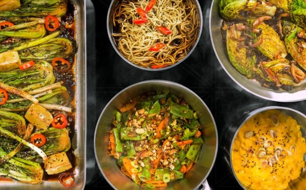 Use pots and pans of all shapes and sizes with TotalFlex