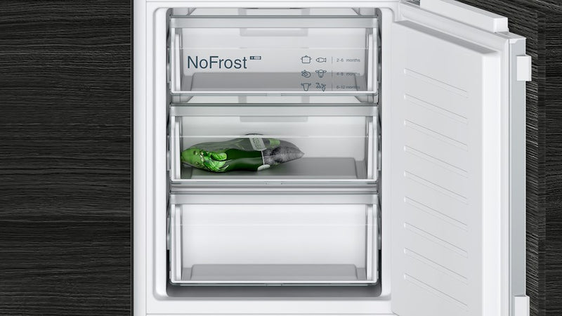 Siemens KI86NNFF0, Built-in fridge-freezer with freezer at bottom (Discontinued)