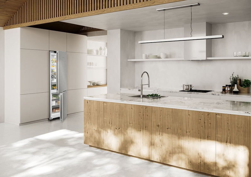 Liebherr CNsfd5723 Freestanding Fridge Freezer with EasyFresh and NoFrost (Discontinued)