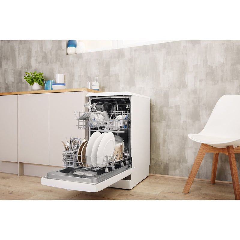 Indesit DSFE 1B10 UK N Slimline Freestanding Dishwasher - White (Discontinued)